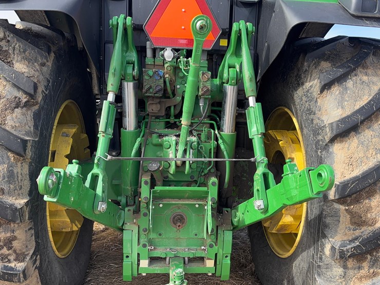 john-deere-6195m-image-5