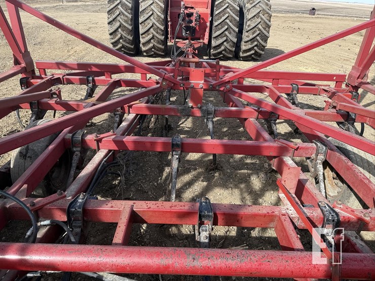 case-ih-4900-image-22