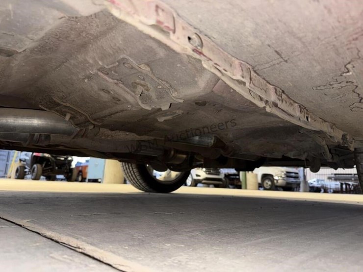 2000-ford-mustang-mach-e-image-27