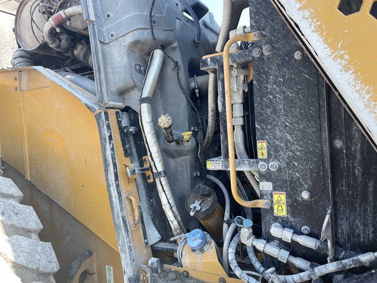 caterpillar-982m-image-64