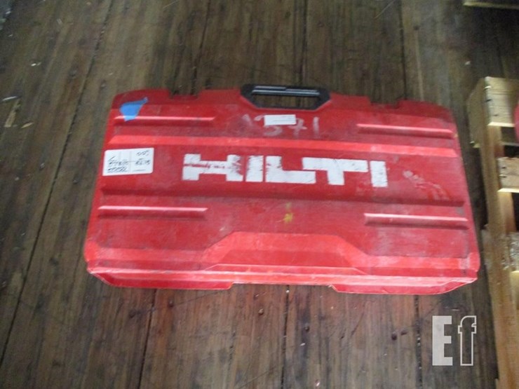 hilti-te1000-avr-hi-drive-demolition-hammer-image-1