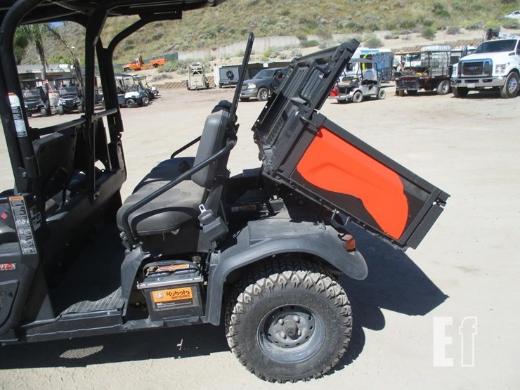 2019-kubota-rtvx1140-image-16