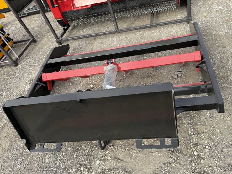 #148-•-skid-steer-70"-flat-ripper-image-2