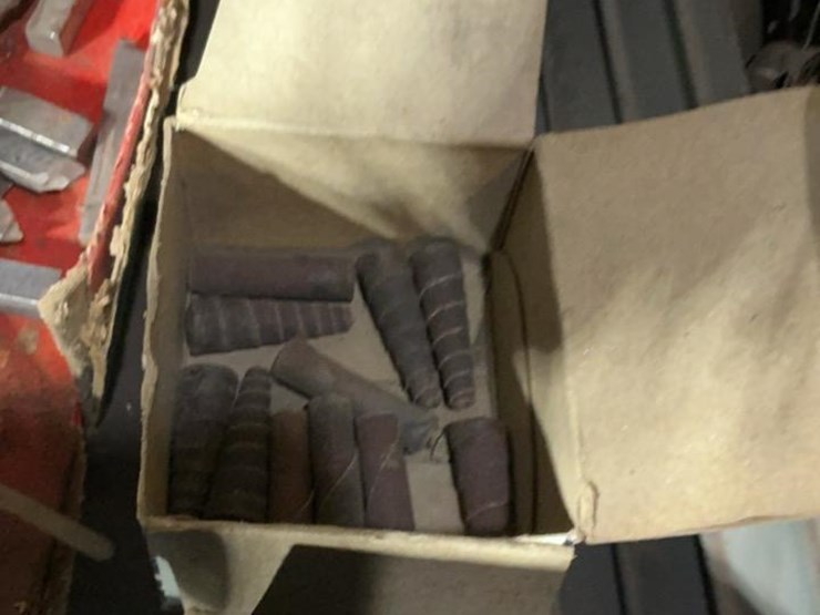 #228-•-tool-chest-and-contents-image-29