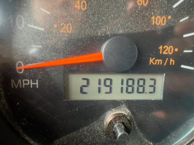 2003-kenworth-t800-image-33