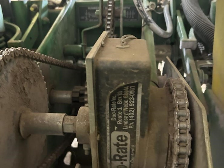 1998-john-deere-1750-image-22