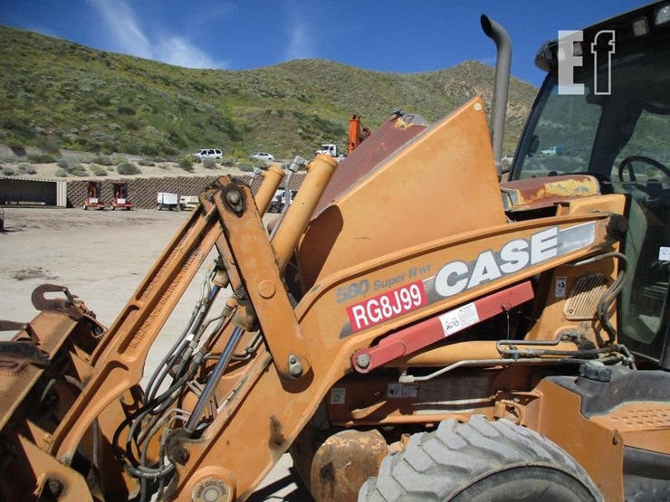 2015-case-580n-image-19