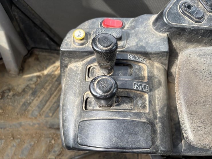 komatsu-wa380-8-image-40