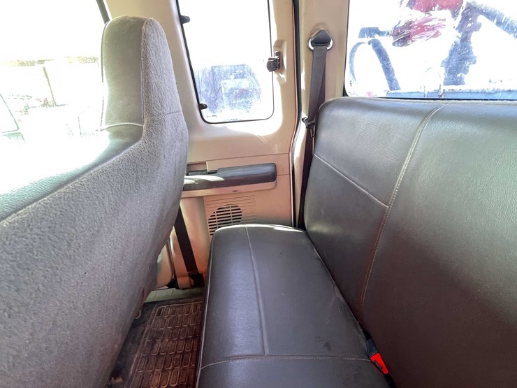 #5672-•-2010-f250-4x4-extended-cab-(has-wi-title)-image-58