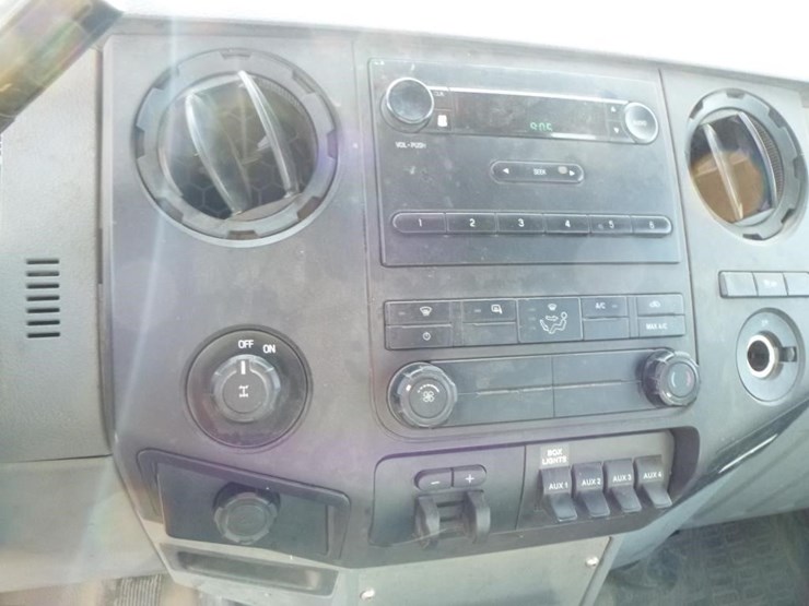 2015-ford-f250-image-14