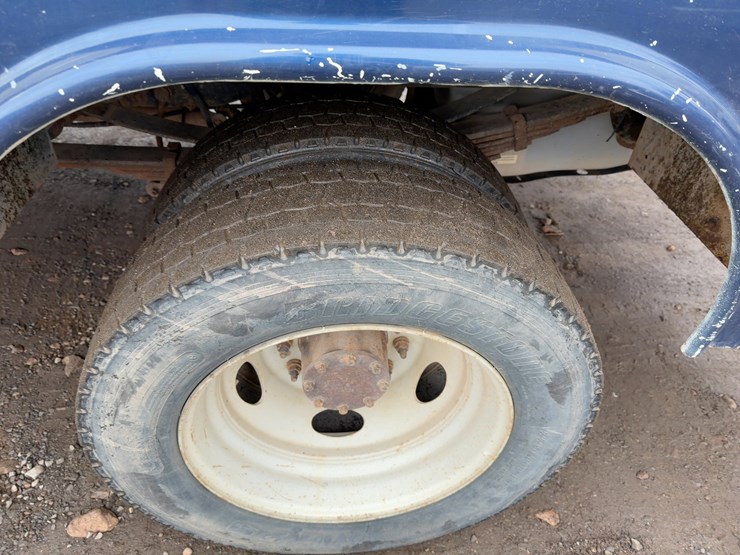 2012-ford-f450-xl-image-10