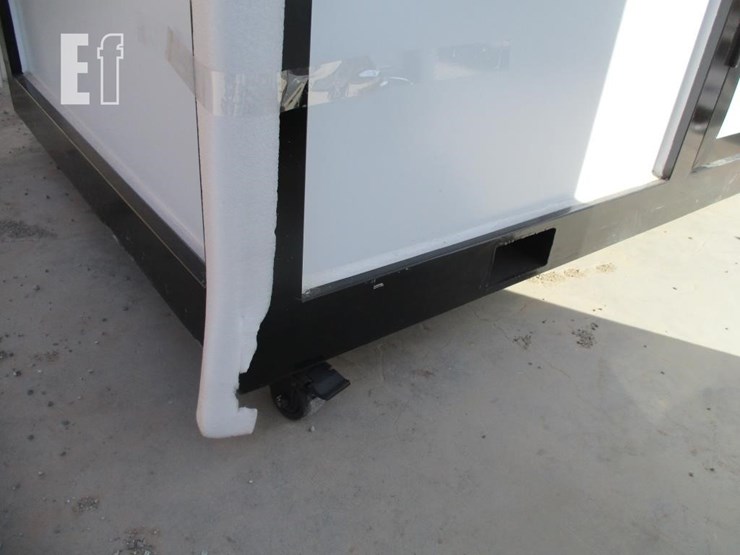 51"-x-79"-x-89"-bathroom-w/shower-image-14