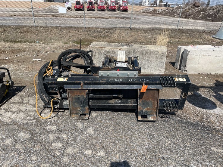 #5683-•-2019-cold-planer-cat-pc305b-image-2