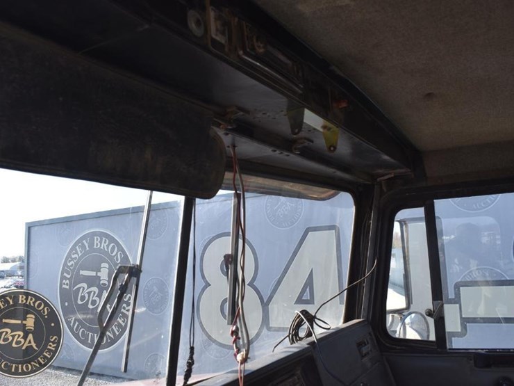 1995-kenworth-t800-image-74