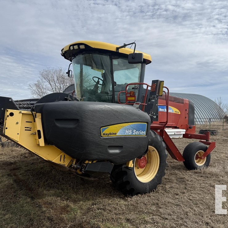 2008 NEW HOLLAND H8040