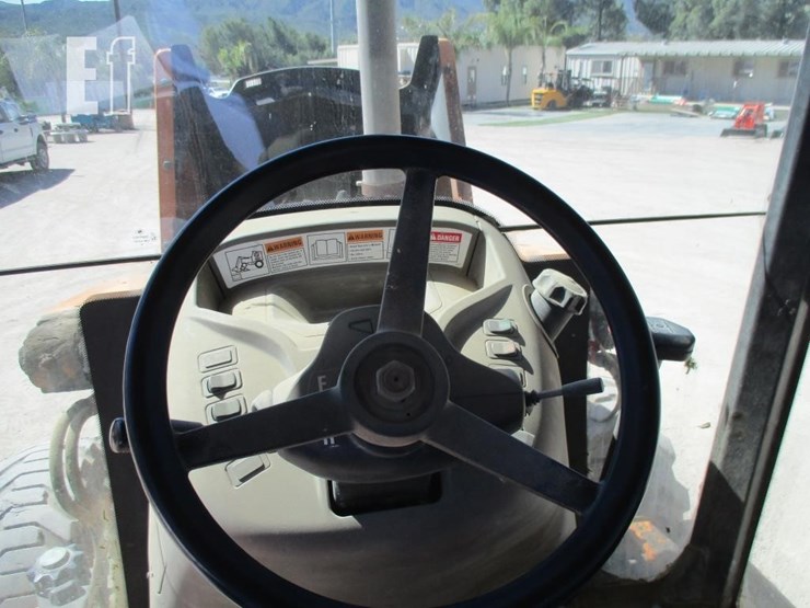 2015-case-580n-image-11