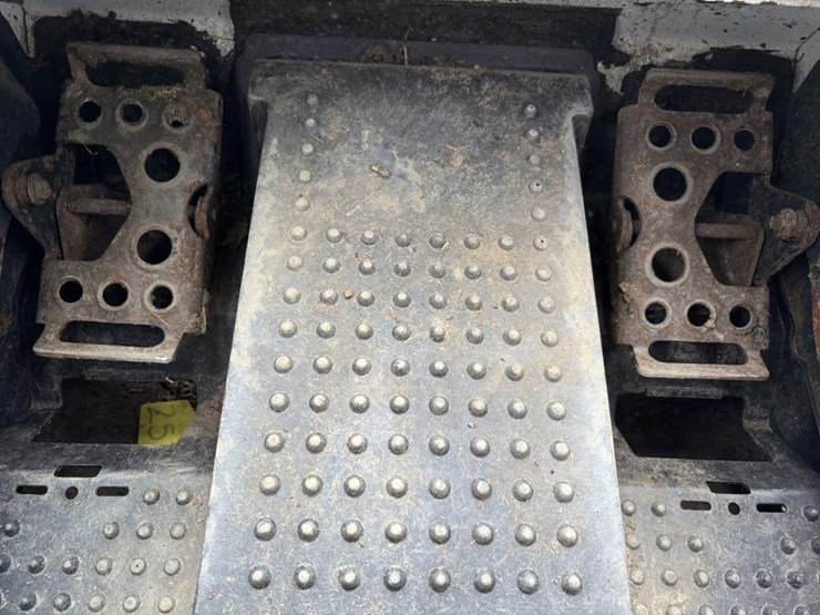 2018-bobcat-s595-image-31