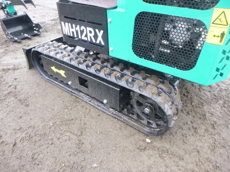 2026-agt-mh12rx-hydraulic-excavator-image-27