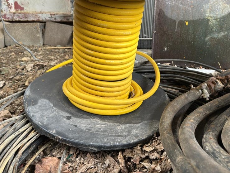 #249-•-hoses-and-cable-image-6