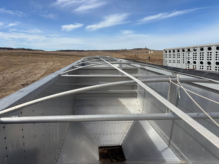 1992-wilson-grain-trailer-image-11