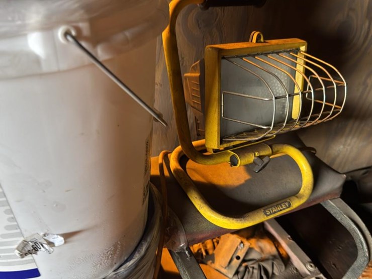 #240-•-hose-and-lubricant-image-6