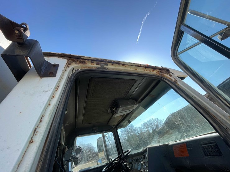 1987-ford-ltl9000-image-87