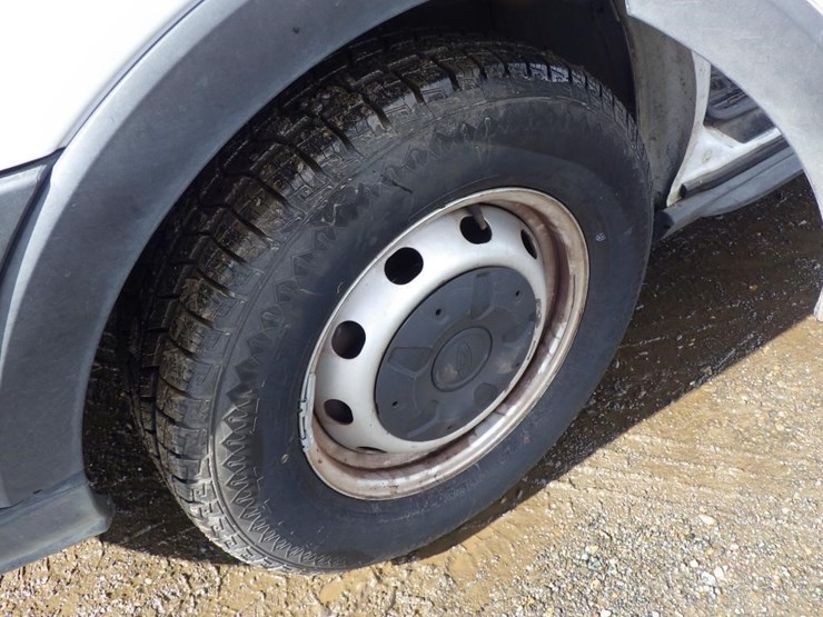 2019-ford-transit-image-13