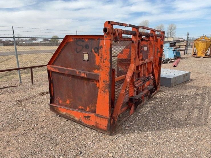 heavy-duty-steel-rock-bucket-grapple-attachment,-approx.-8-ft-wide-image-13