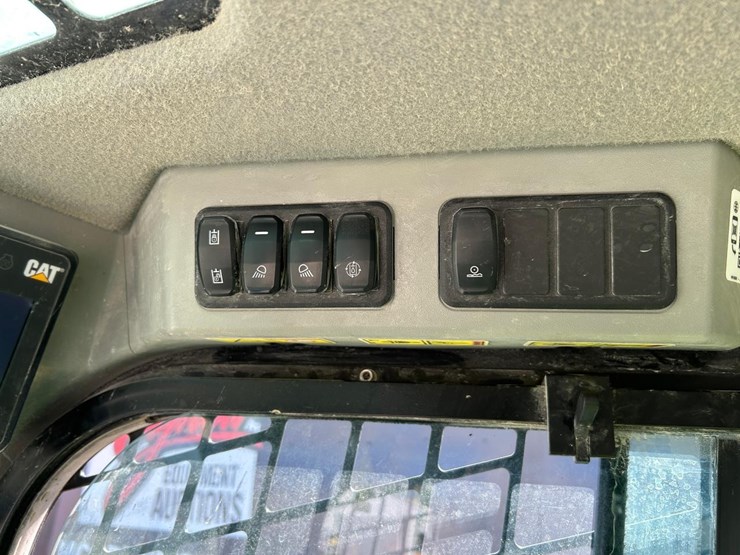 caterpillar-259d3-image-23