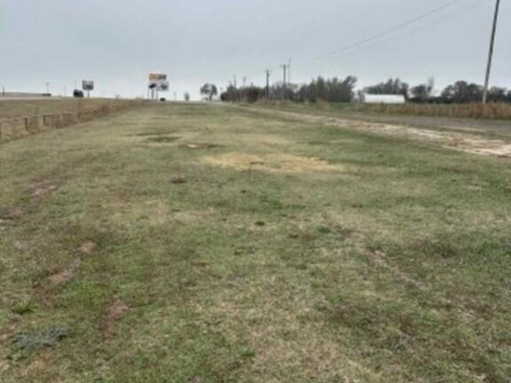 a-2.6-acre-tract-mol-corner-of-hwy-81-and-beebe-image-5