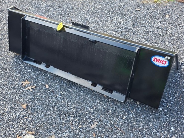 new-swict-66"-skidloader-bucket-image-2