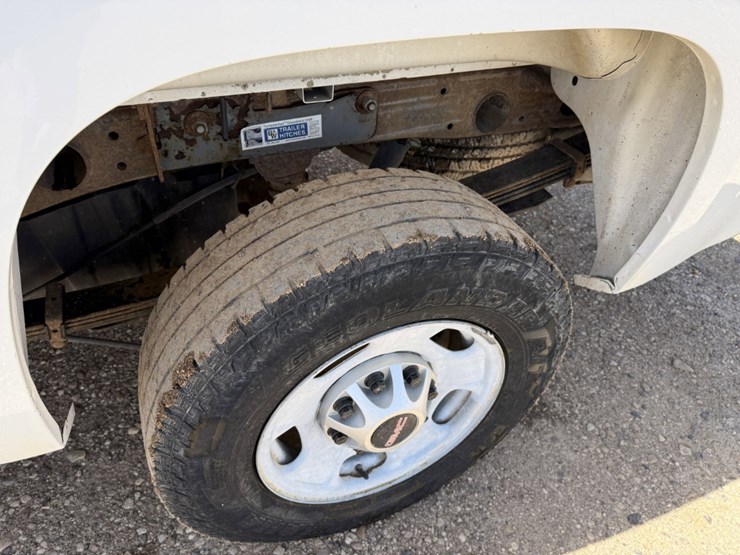 2013-gmc-sierra-2500hd-image-12