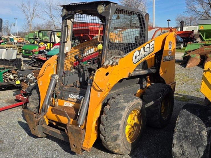 2011-case-sr200-image-2