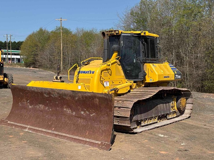 2021-komatsu-d71px-24-image-3