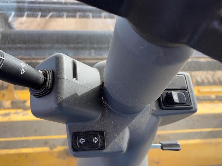 2019-new-holland-speedrower-160-image-19