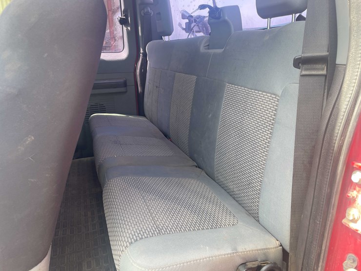 #5677-•-2011-f250-4x4-extended-cab-(has-wi-title)-image-89
