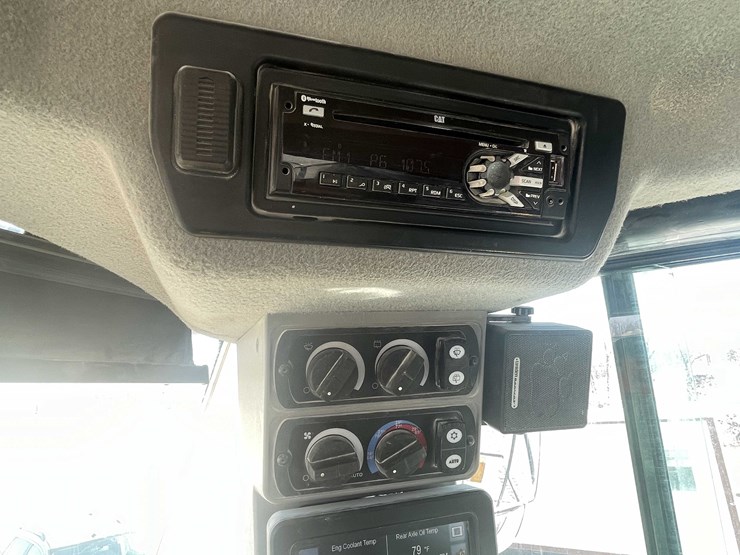 caterpillar-982m-image-69