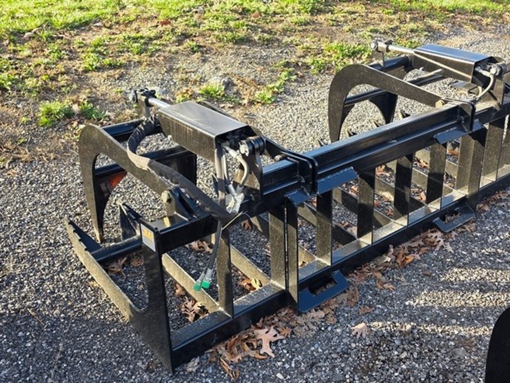 new-jmr-84"-skidloader-grapple-image-1