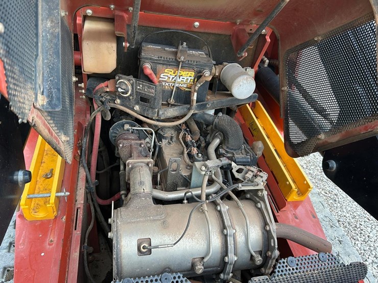 2021-ditch-witch-sk3000-image-13