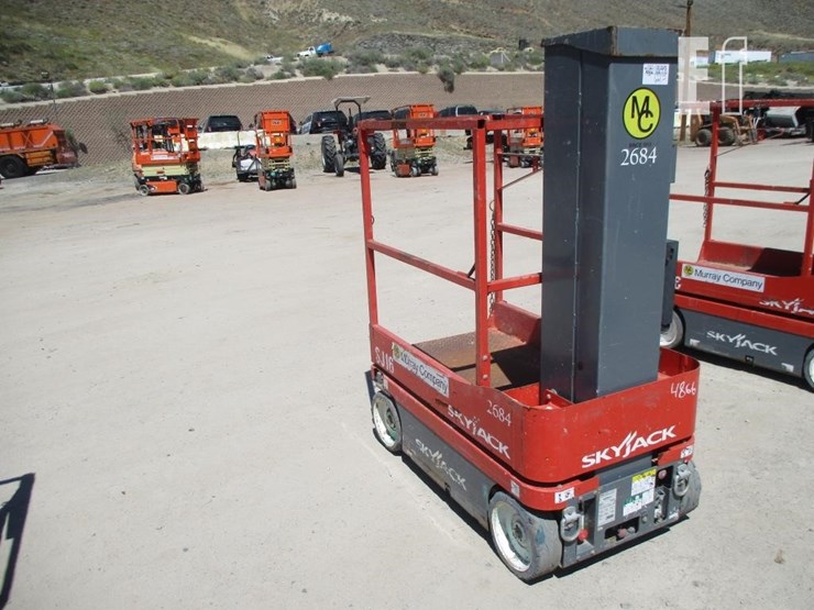 2017-skyjack-sj16-image-1