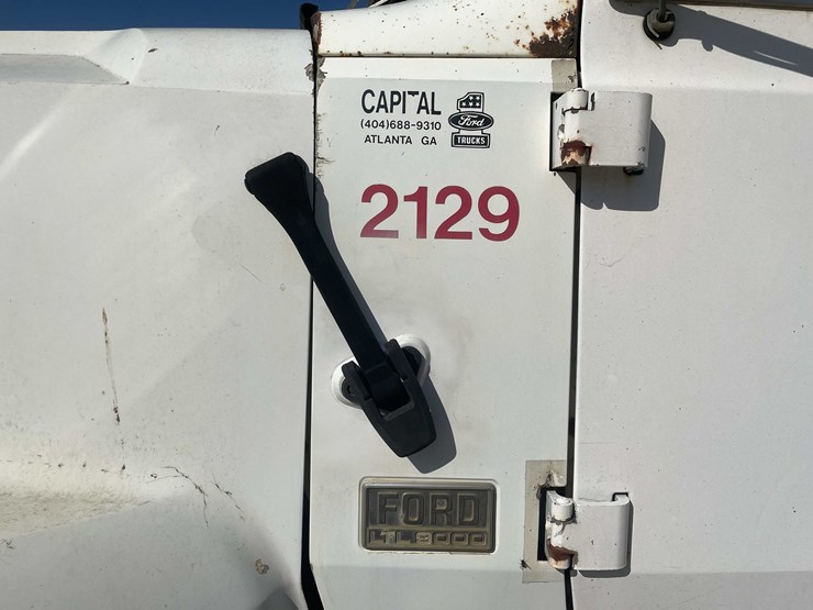 1987-ford-ltl9000-image-51