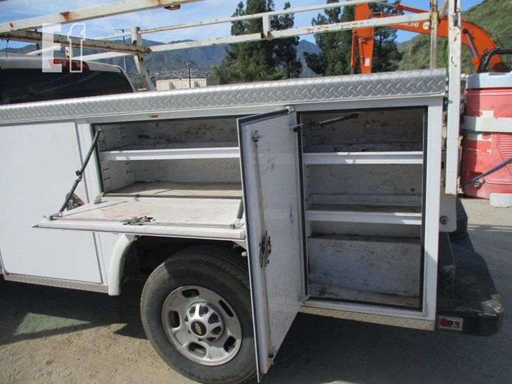 2015-chevrolet-2500hd-image-13