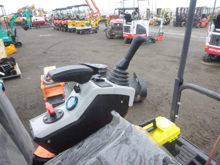 aboss-gh25-hydraulic-excavator-image-21