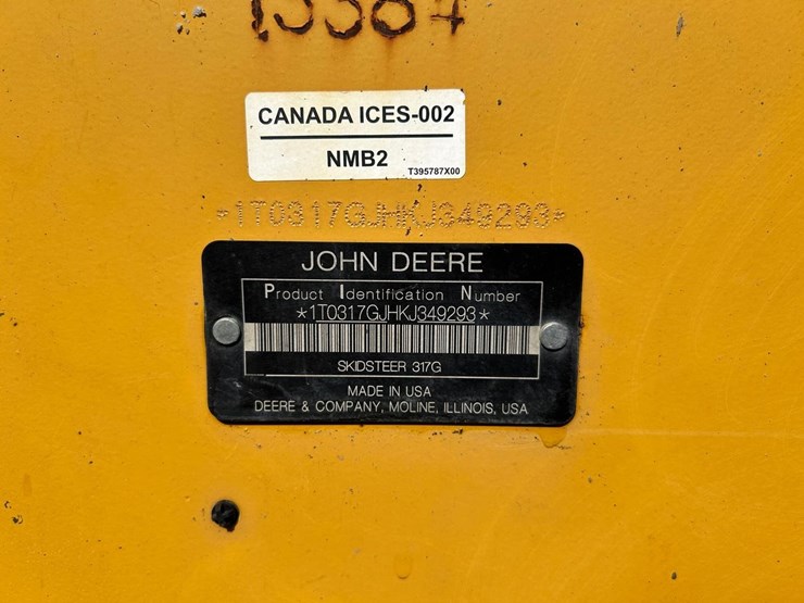 2019-deere-317g-image-25