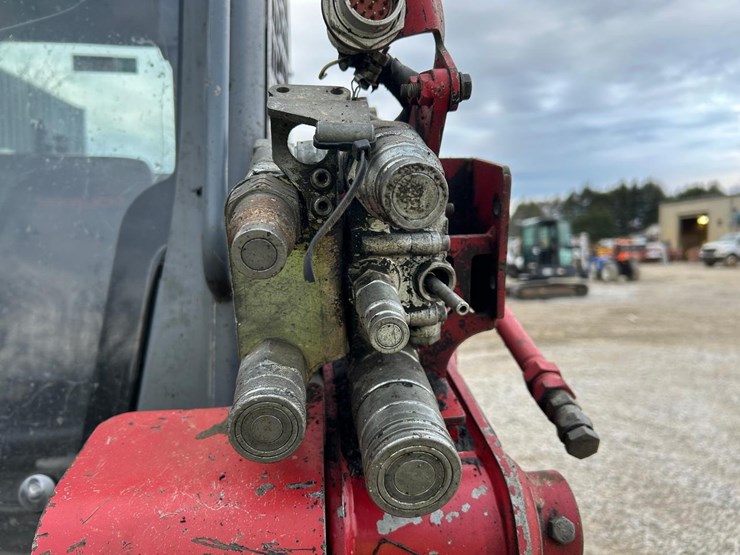 takeuchi-tl12-image-11