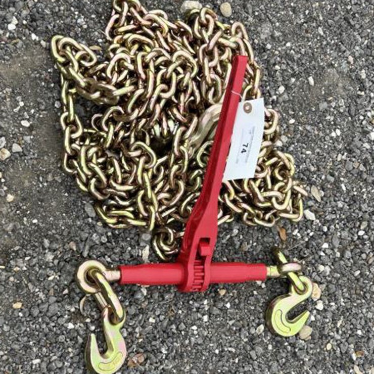 #74 • (2) 3/8" 20' Chains & (1) 9,200 lb Boomer