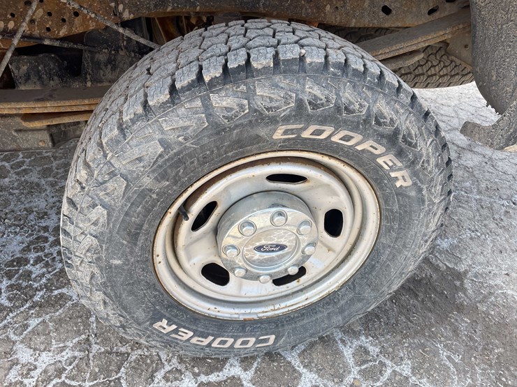 #5677-•-2011-f250-4x4-extended-cab-(has-wi-title)-image-24
