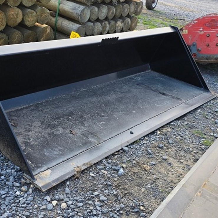 New Swict 78" Skidloader Bucket