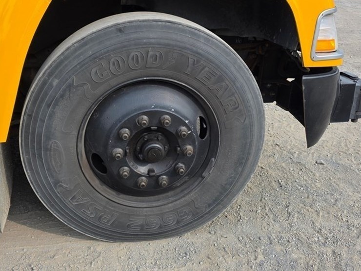 2008-caterpillar-c7-image-11