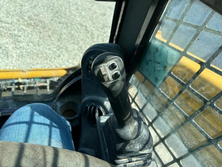 caterpillar-259d3-image-24